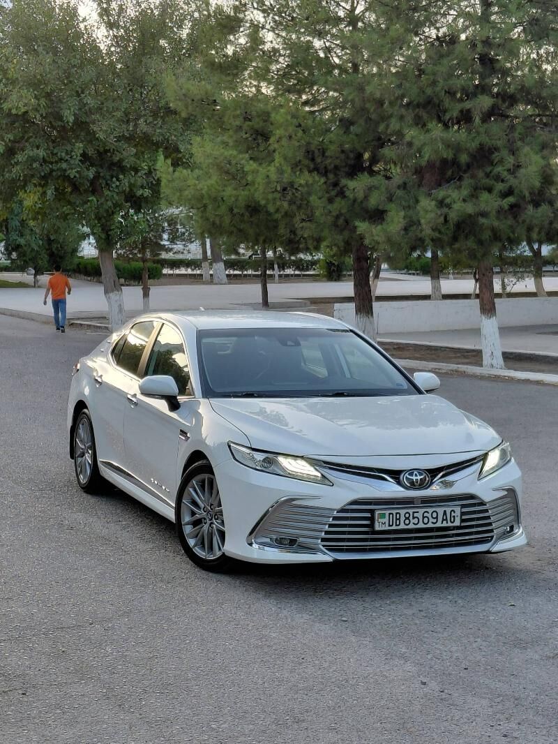 Toyota Camry 2022 - 390 000 TMT - Ашхабад - img 1