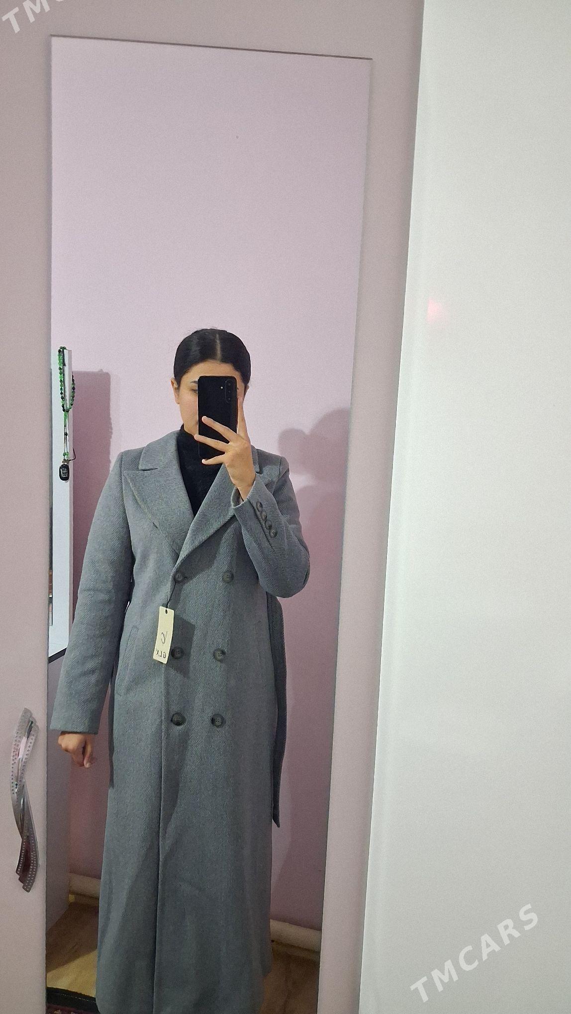 Paltolar 6 reñki bar táze  - Туркменабат - img 4