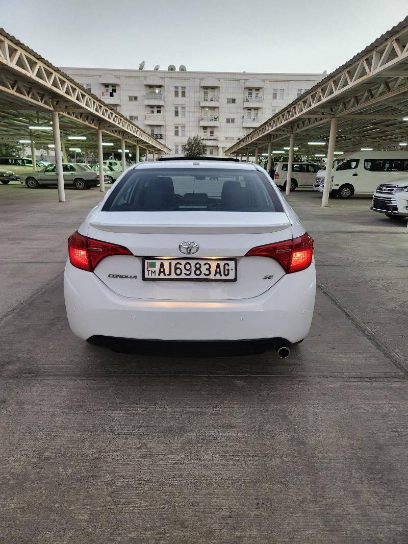 Toyota Corolla 2019 - 220 000 TMT - Aşgabat - img 4