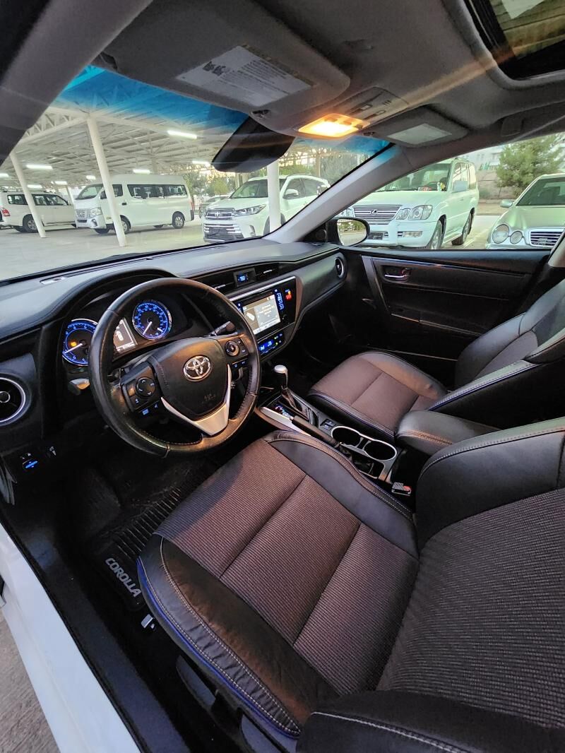 Toyota Corolla 2019 - 220 000 TMT - Aşgabat - img 8