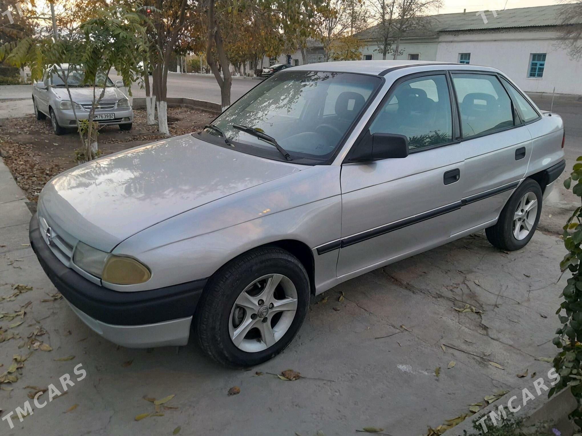 Opel Astra 1993 - 50 000 TMT - Köneürgenç - img 1