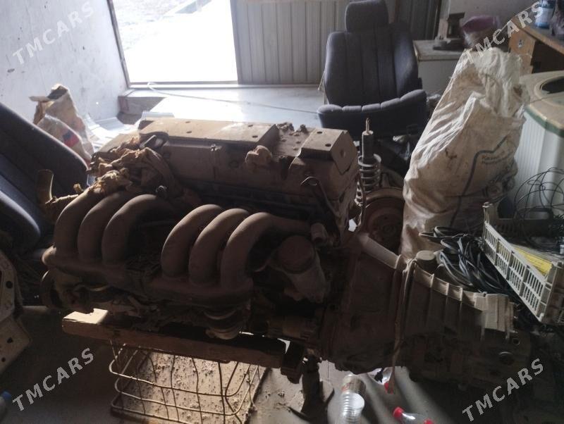 Mercedes-Benz 230E 1987 - 17 000 TMT - Sakarçäge - img 4