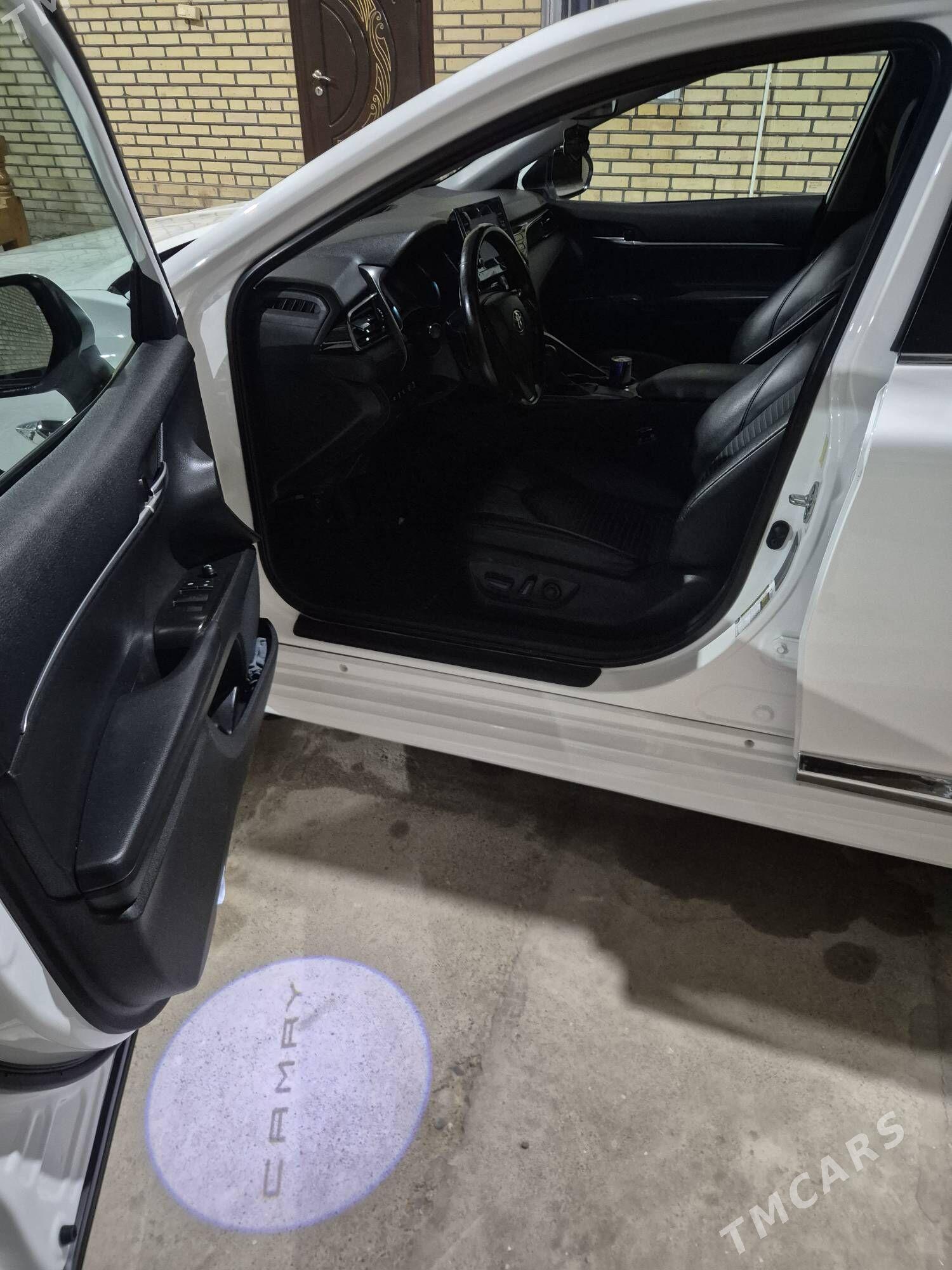 Toyota Camry 2021 - 315 000 TMT - Мары - img 8