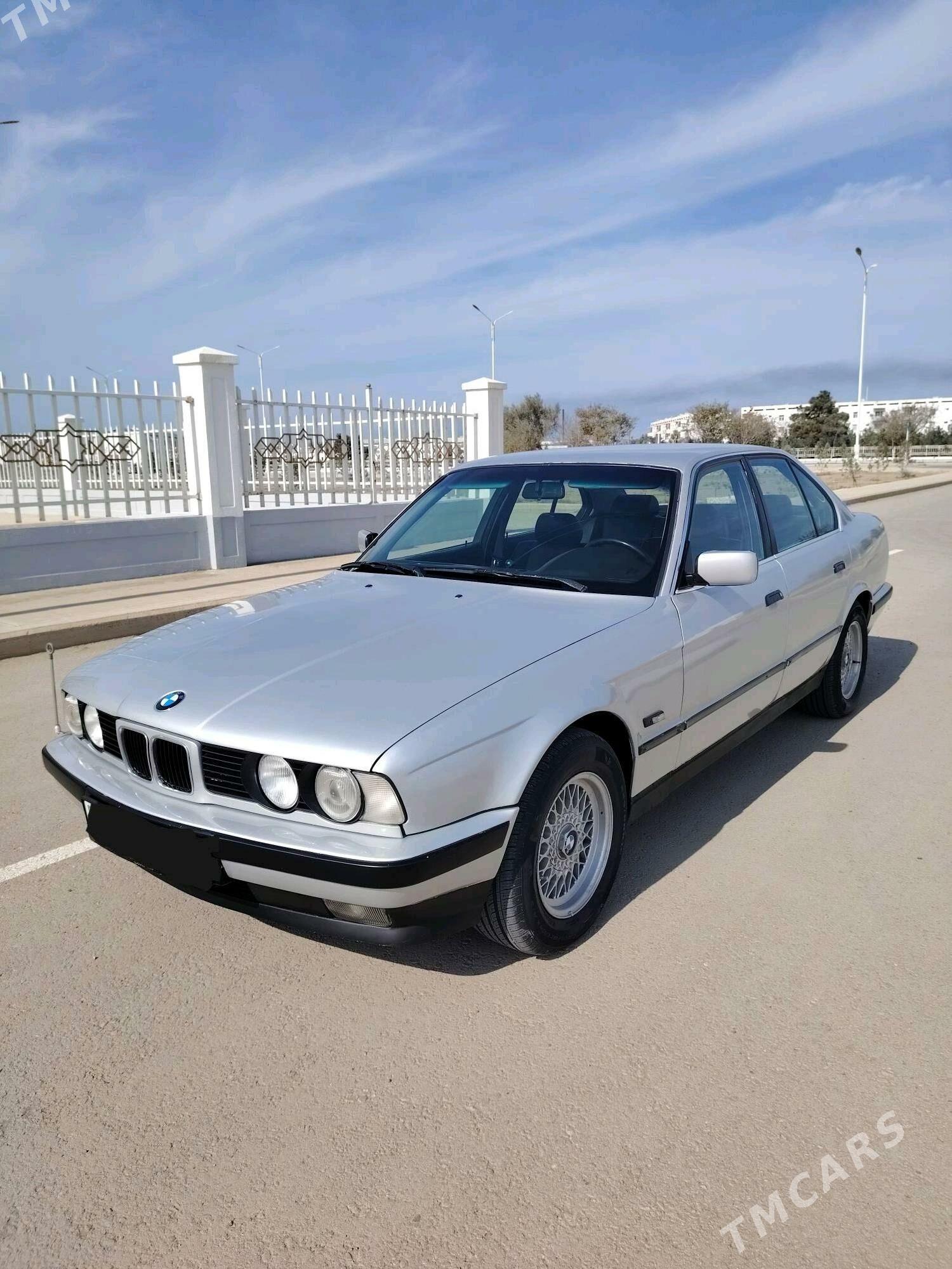 BMW 325 1992 - 75 000 TMT - Хазар - img 1