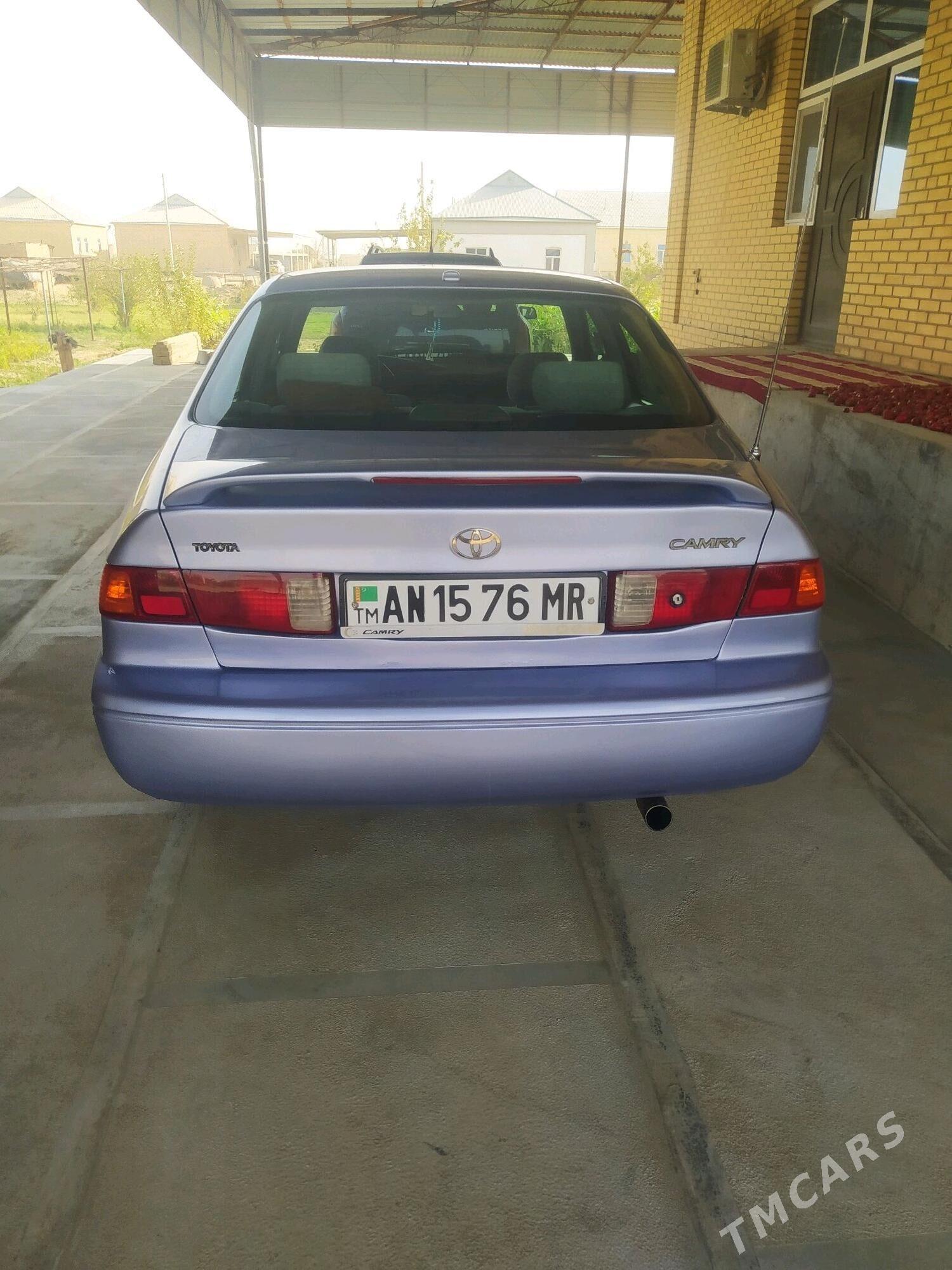 Toyota Camry 1998 - 124 000 TMT - Мары - img 5