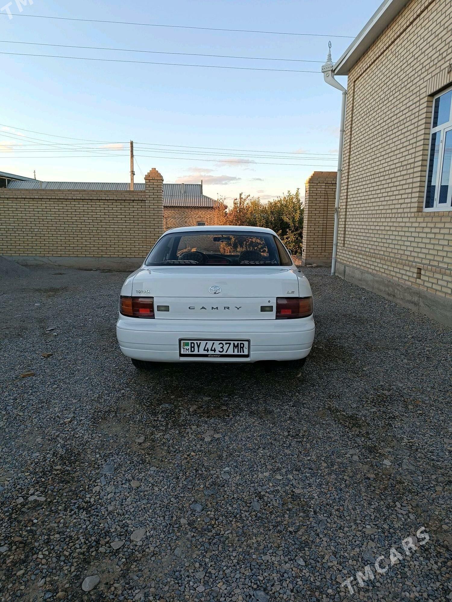 Toyota Camry 1996 - 70 000 TMT - Мары - img 3