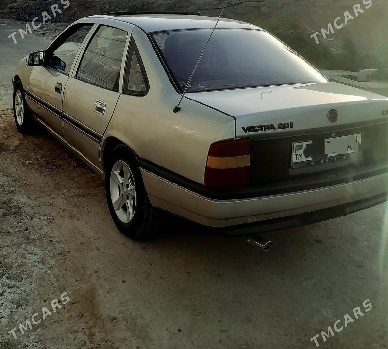 Opel Vectra 1990 - 30 000 TMT - Кака - img 1