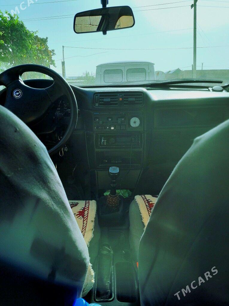 Opel Vectra 1990 - 30 000 TMT - Кака - img 3