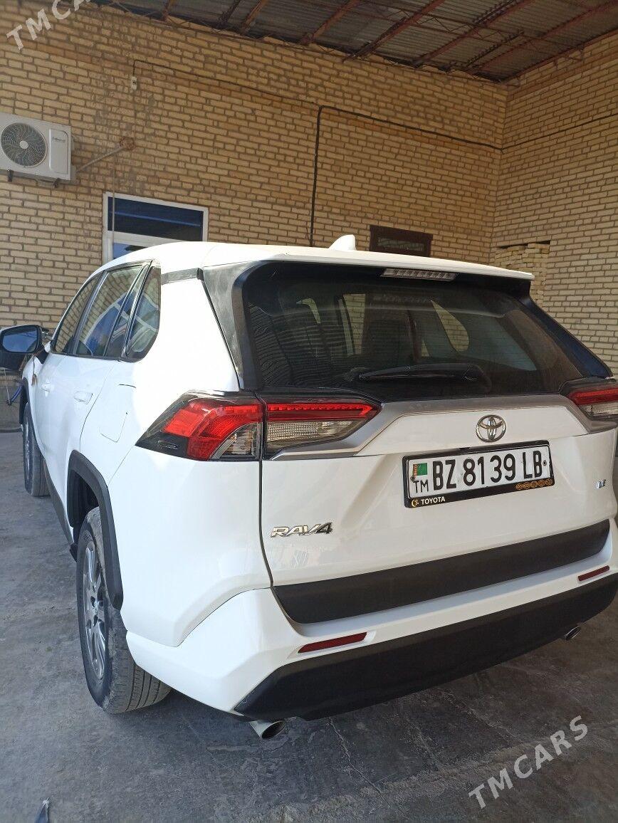 Toyota RAV4 2023 - 360 000 TMT - Dänew - img 8