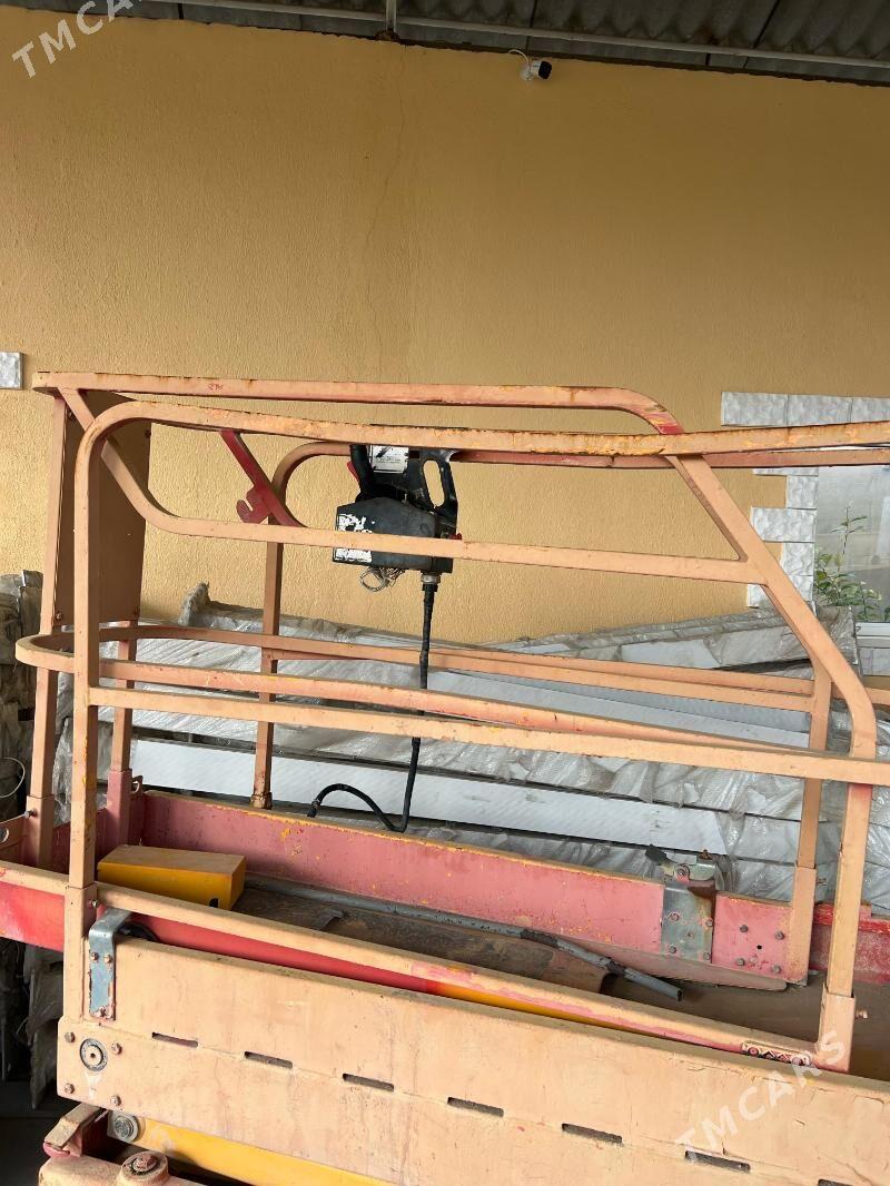 JCB 4CX ECO 2003 - 50 000 TMT - Aşgabat - img 1