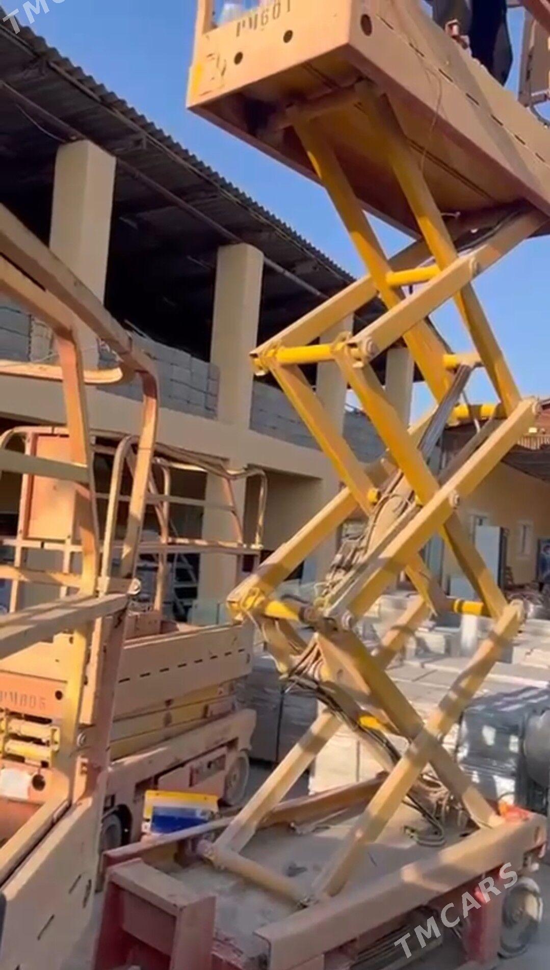 JCB 4CX ECO 2003 - 50 000 TMT - Aşgabat - img 4