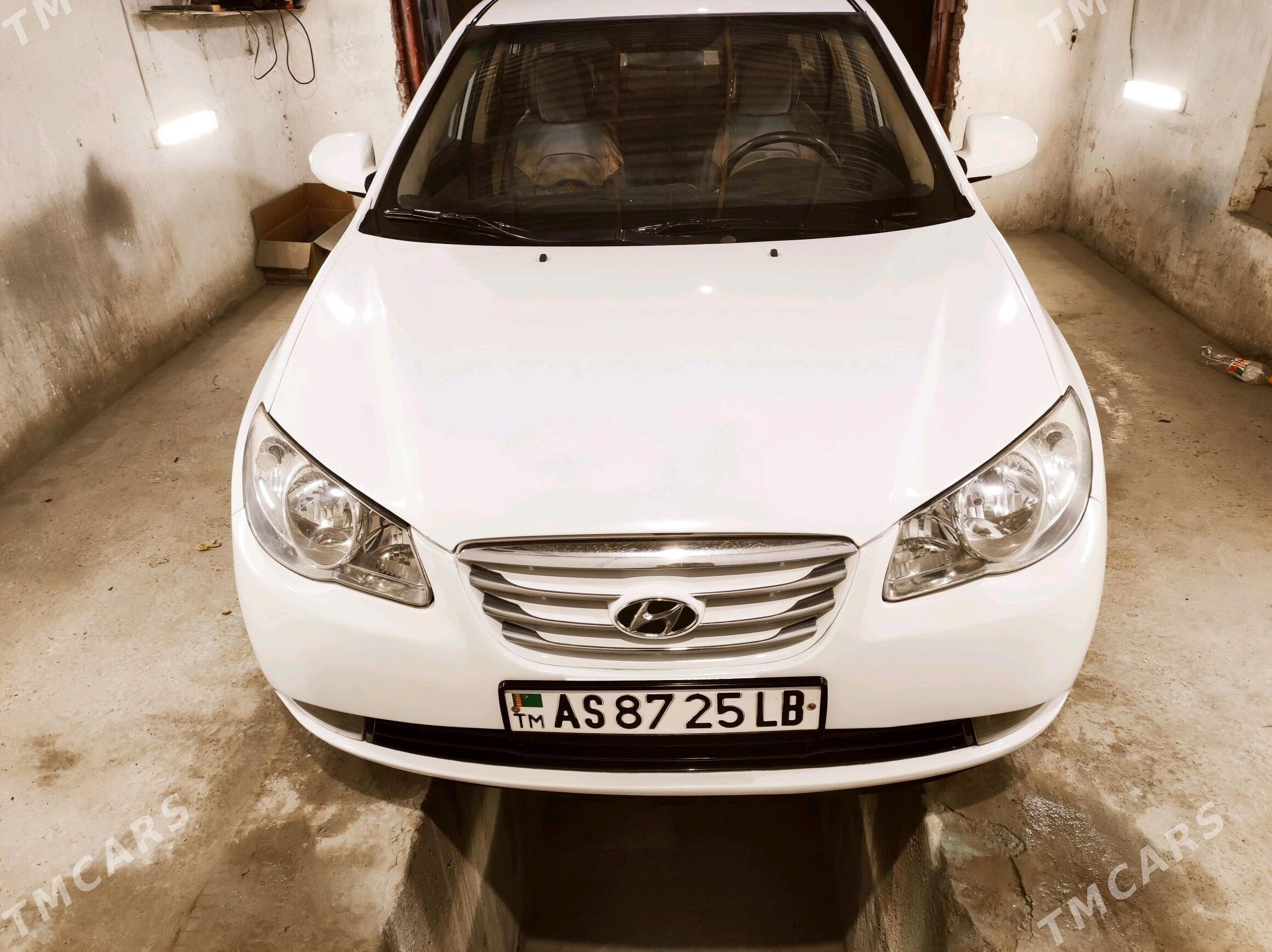 Hyundai Elantra 2010 - 115 000 TMT - Туркменабат - img 2