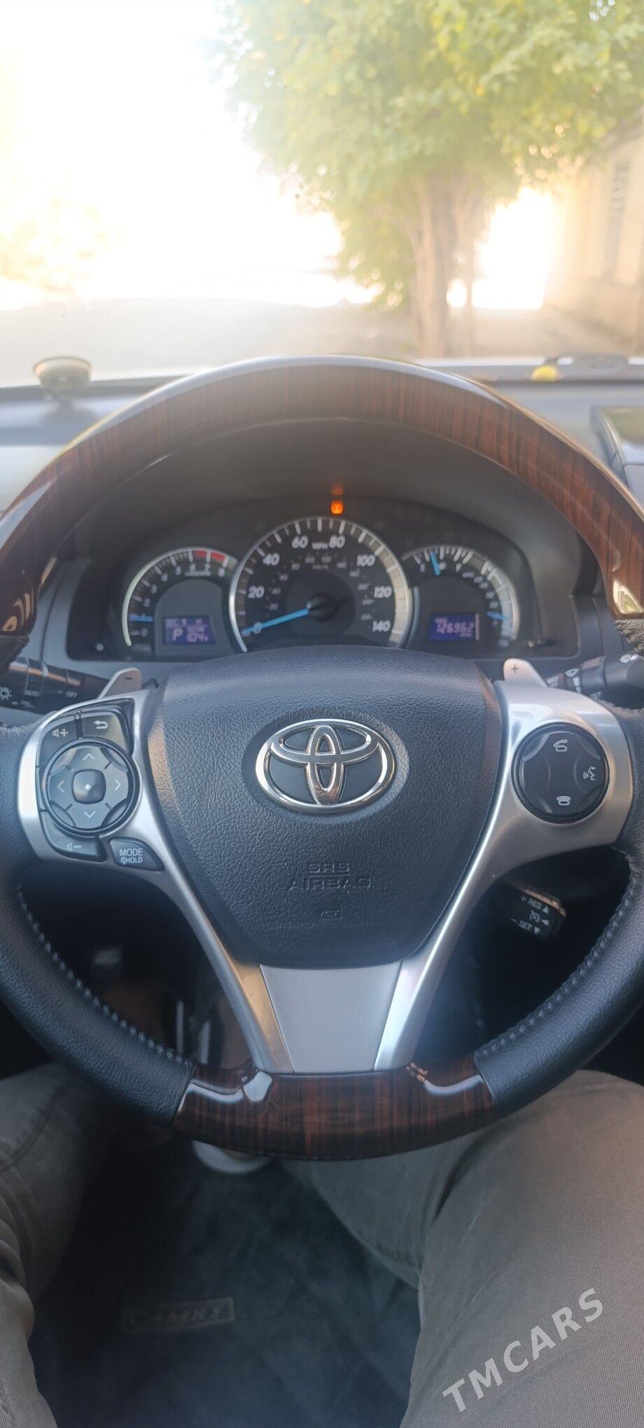 Toyota Camry 2012 - 250 000 TMT - Мары - img 8