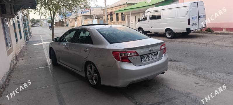 Toyota Camry 2012 - 250 000 TMT - Мары - img 3