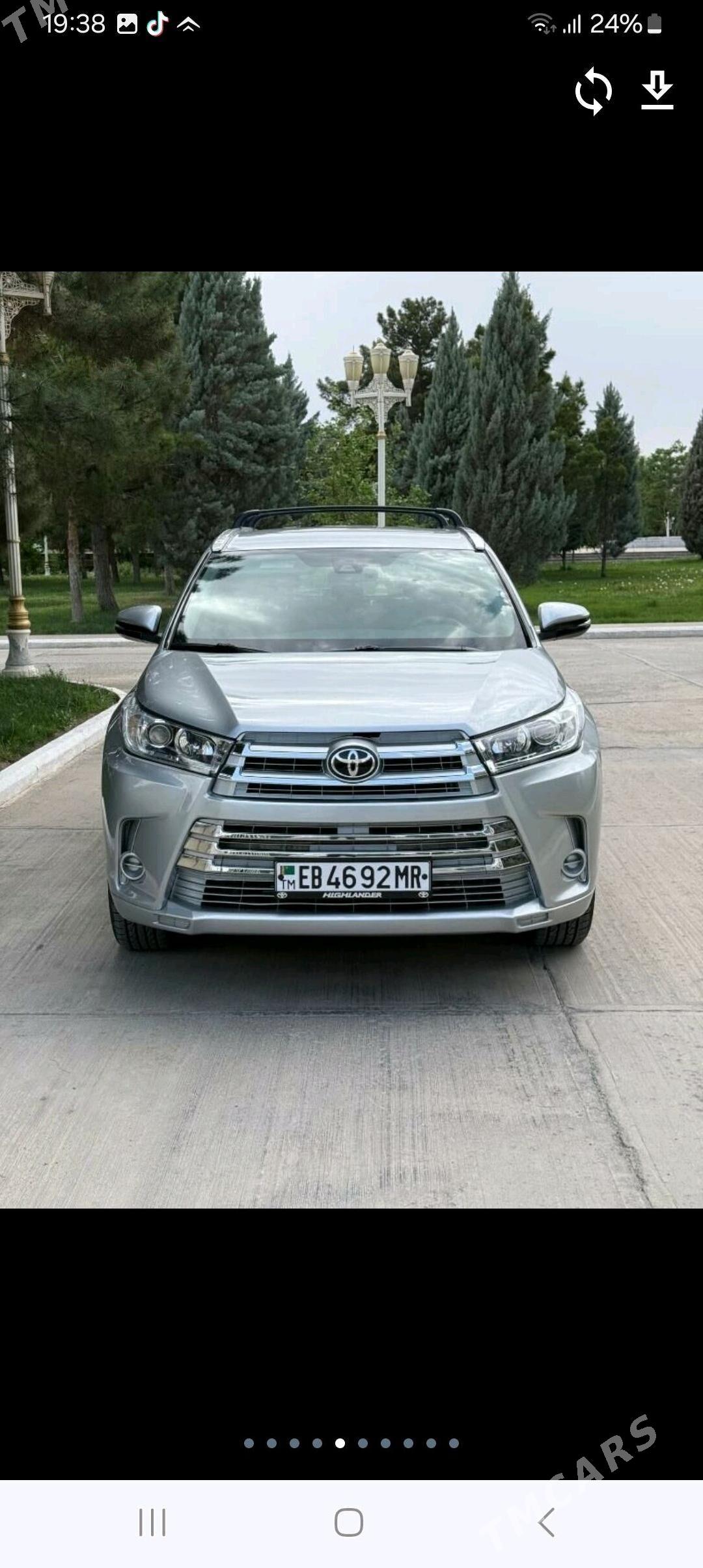 Toyota Highlander 2018 - 440 000 TMT - Мары - img 1