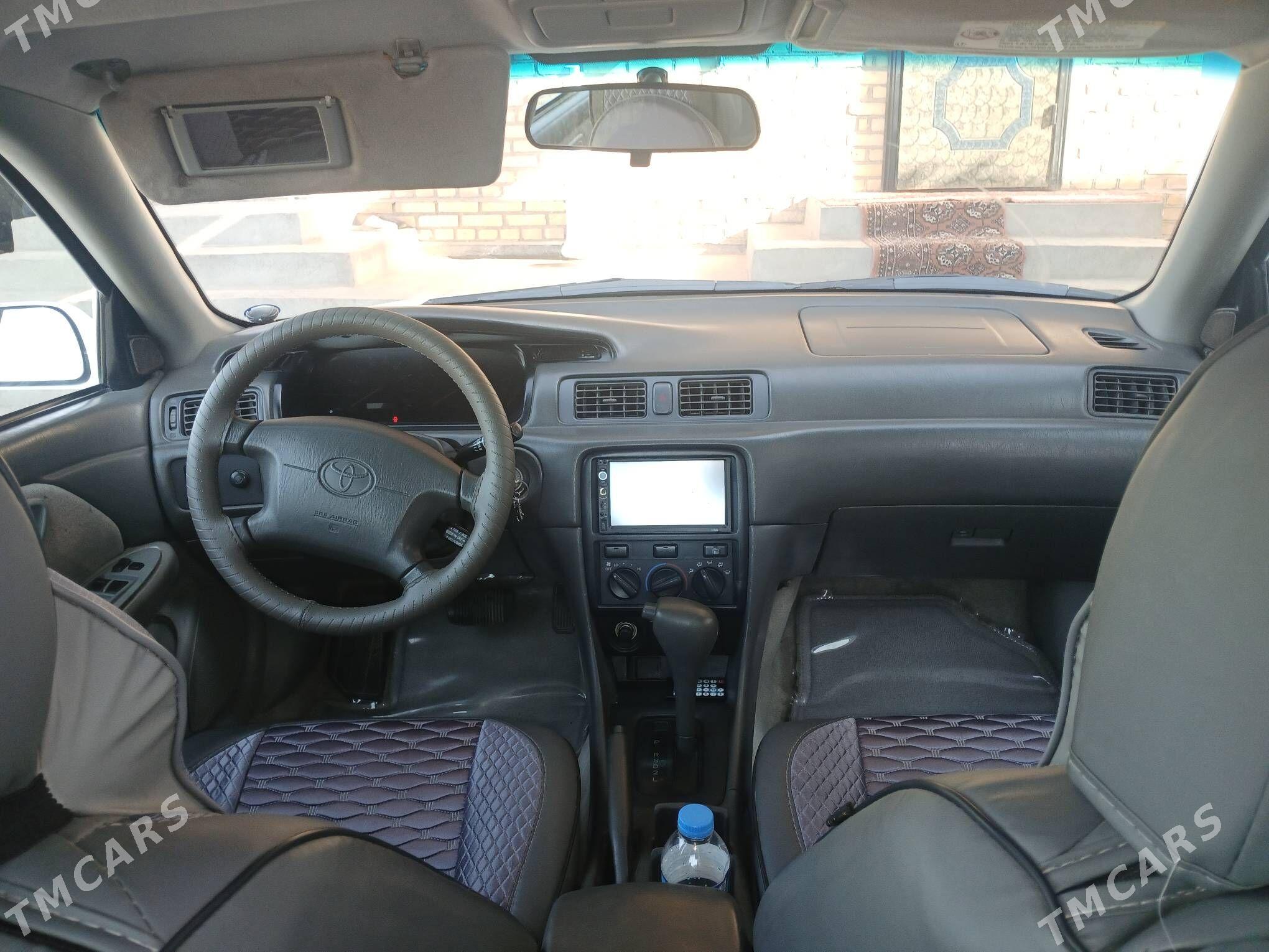 Toyota Camry 2001 - 140 000 TMT - Гарабекевюл - img 3