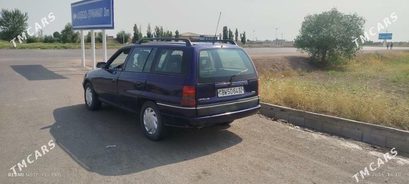 Opel Astra 1997 - 50 000 TMT - Гурбансолтан Едже - img 3