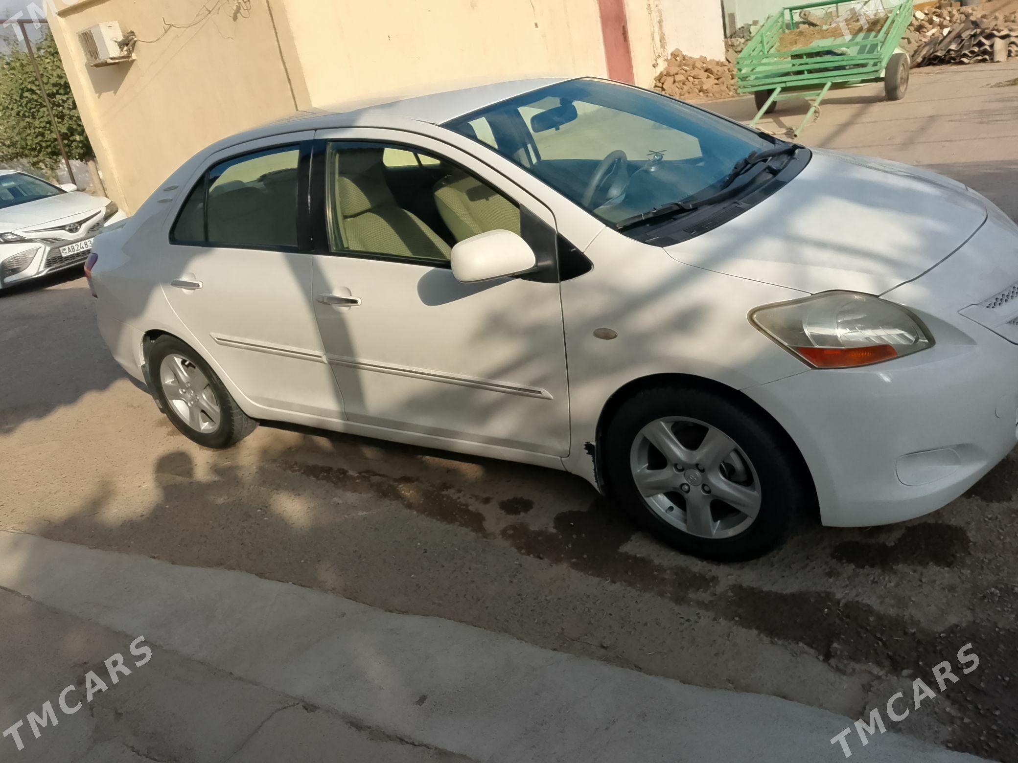 Toyota Yaris 2006 - 120 000 TMT - Aşgabat - img 3