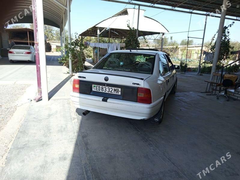 Opel Vectra 1993 - 32 000 TMT - Мары - img 1