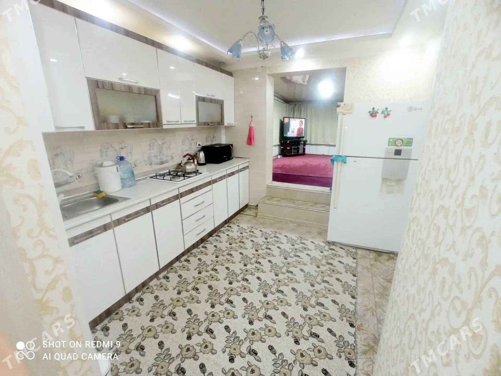 1 etaz 3 komnat - Mary - img 12