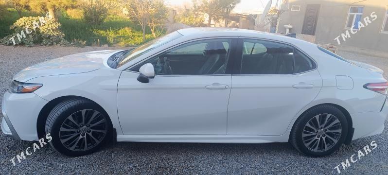 Toyota Camry 2020 - 280 000 TMT - Байрамали - img 5