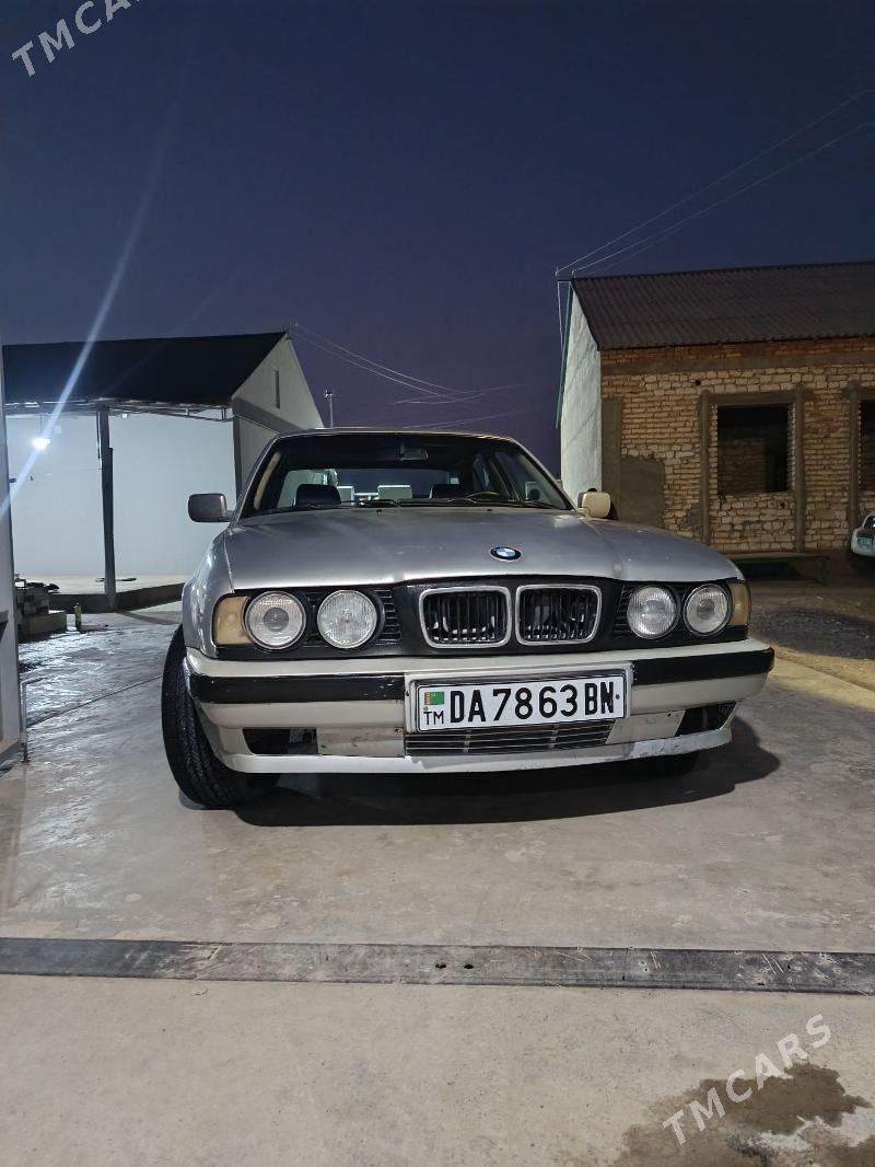 BMW 525 1999 - 35 000 TMT - Gyzylarbat - img 2