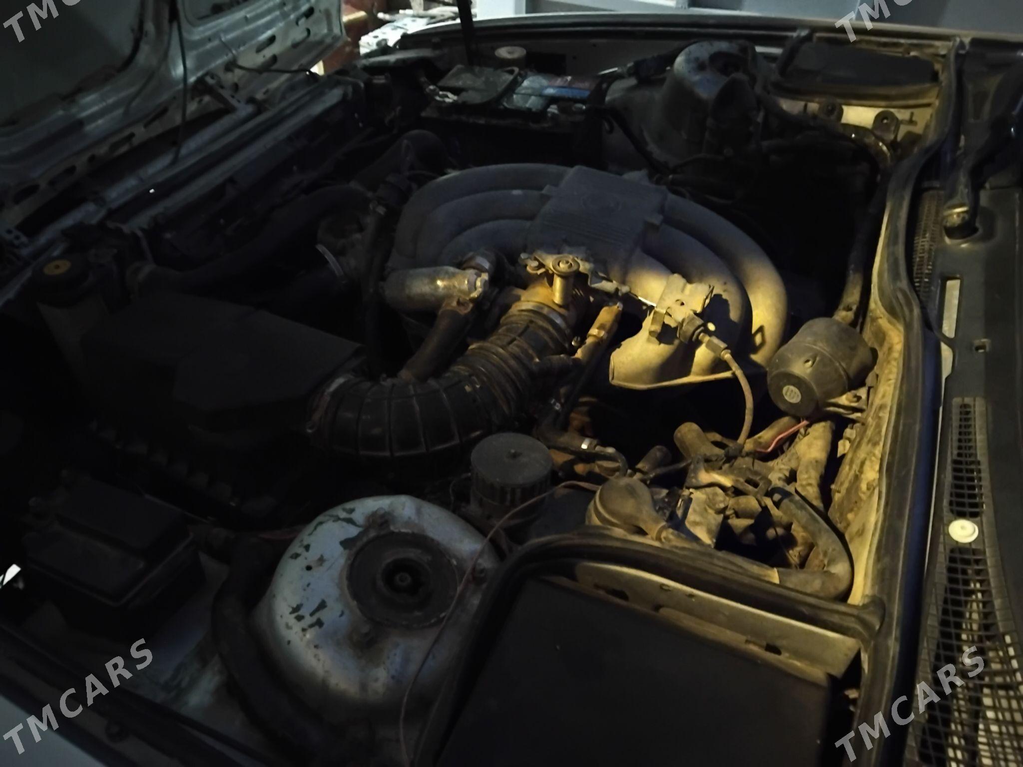 BMW 525 1999 - 35 000 TMT - Gyzylarbat - img 9