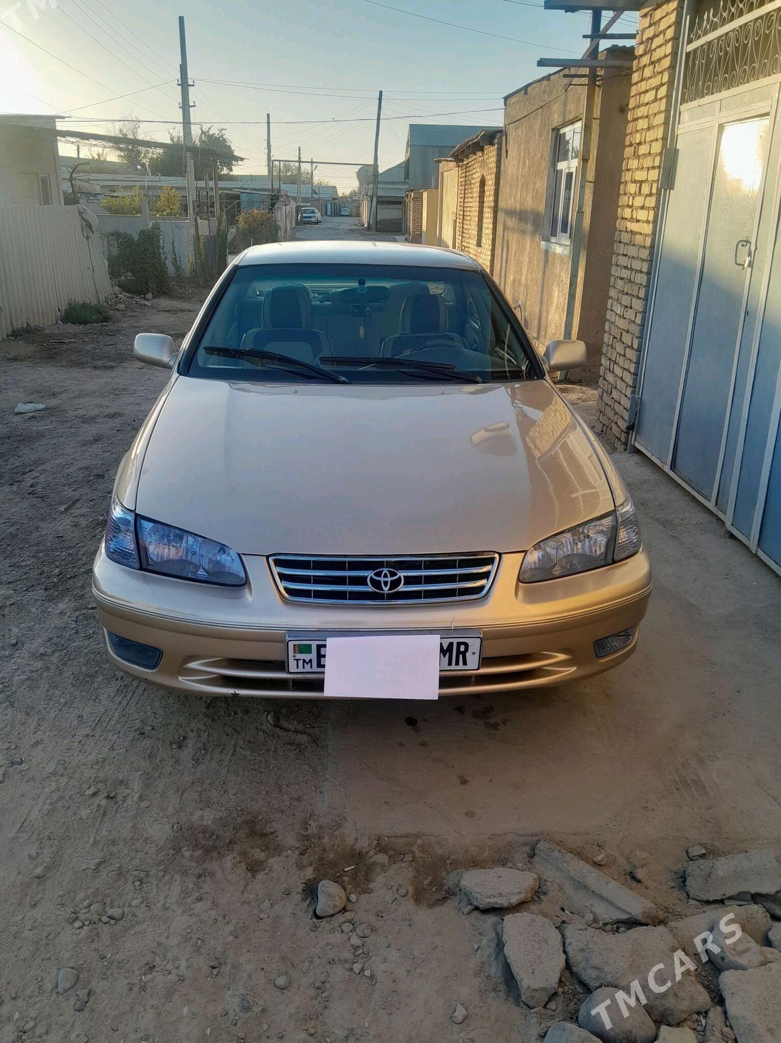 Toyota Camry 2000 - 127 000 TMT - Ёлётен - img 9