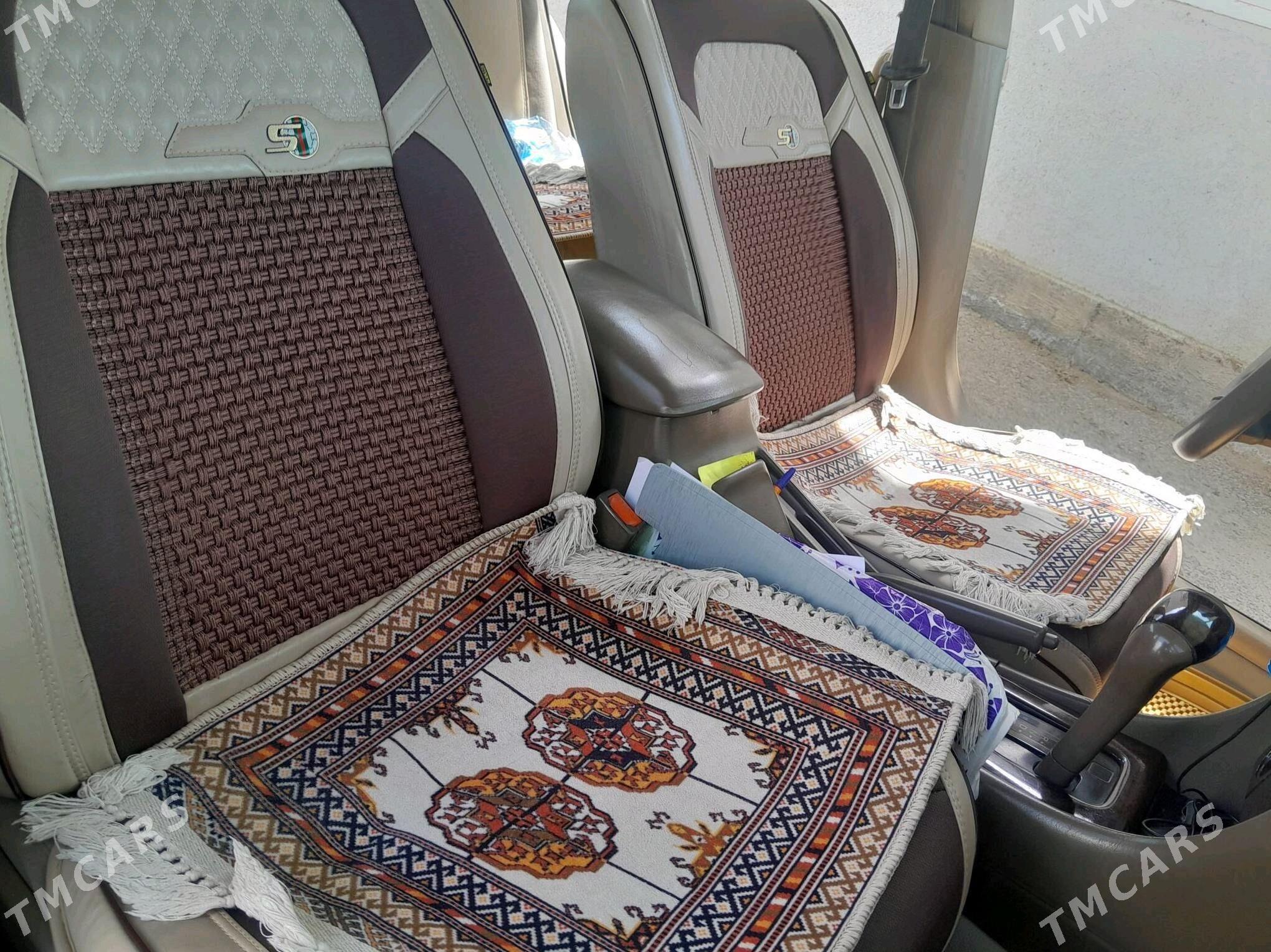 Toyota Camry 2000 - 127 000 TMT - Ёлётен - img 8