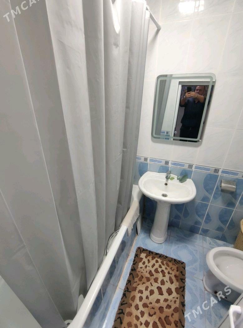  AMATLY JAY  - Мир 4 - img 3