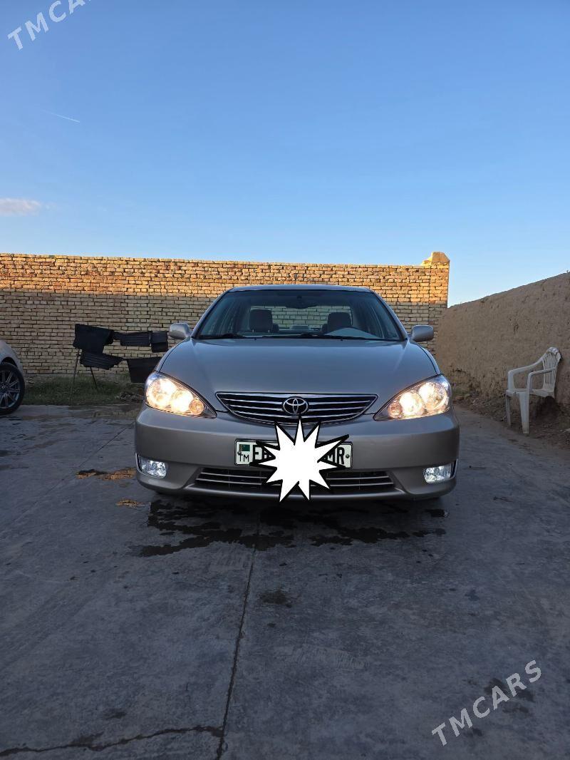 Toyota Camry 2004 - 183 000 TMT - Мары - img 1