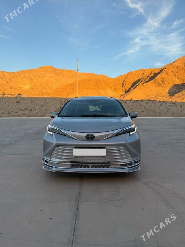 Toyota Sienna 2021 - 540 000 TMT - Balkanabat - img 4