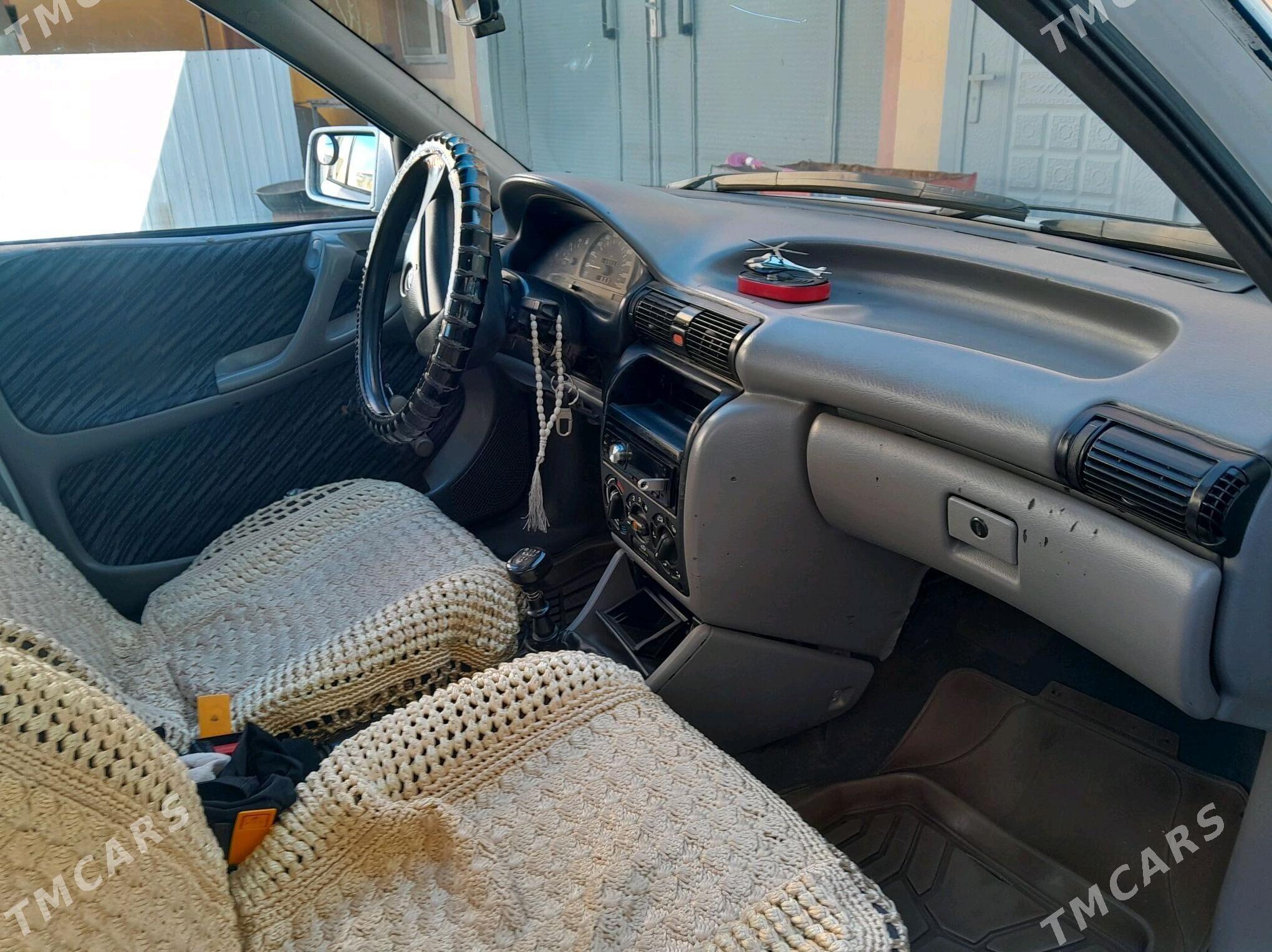 Opel Astra 1992 - 32 000 TMT - Мары - img 7