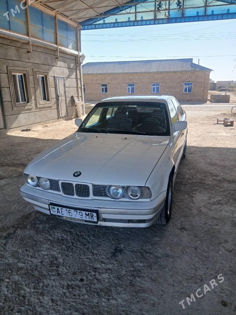 BMW 520 1991 - 55 000 TMT - Мургап - img 3