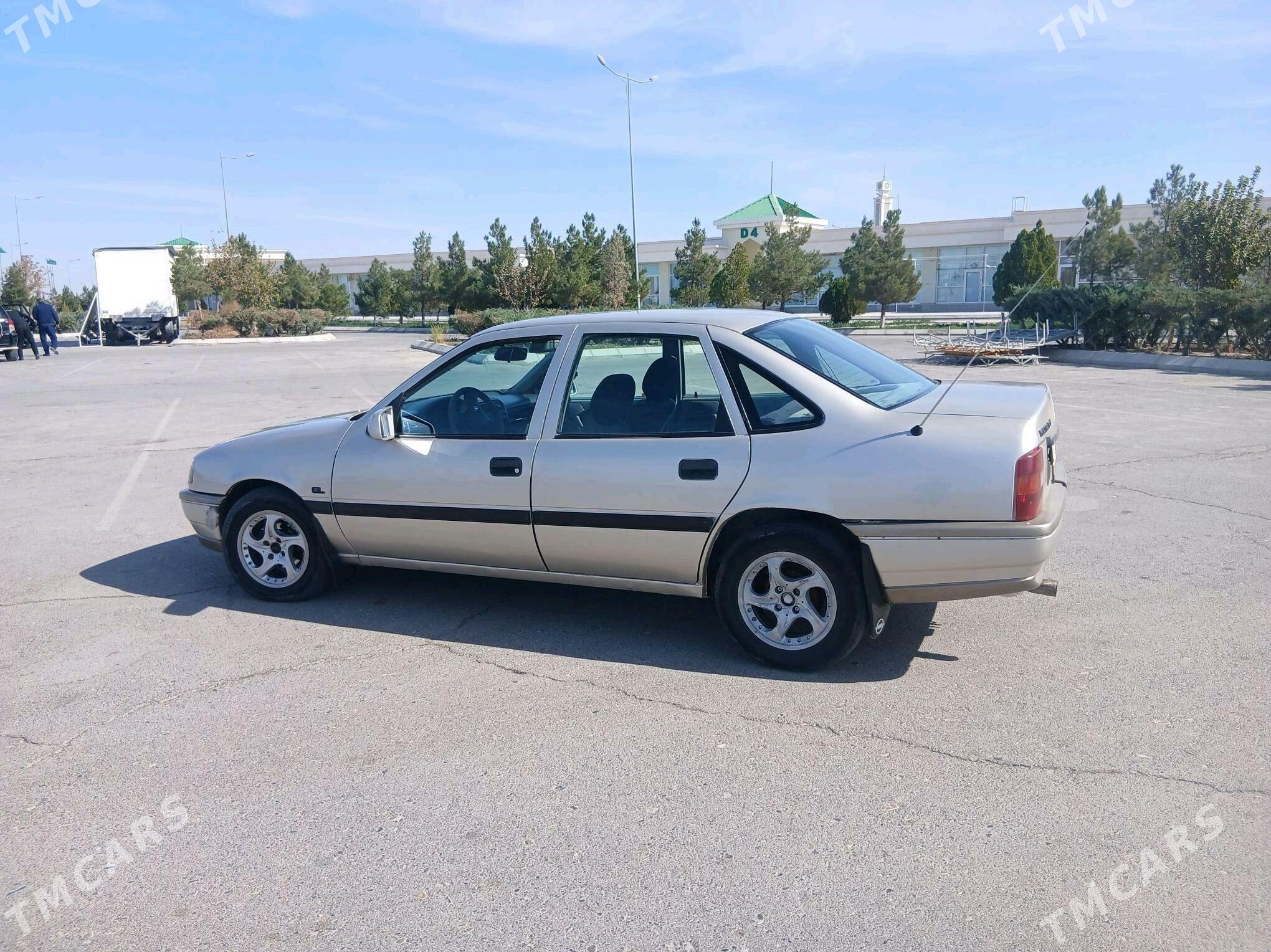 Opel Vectra 1992 - 40 000 TMT - Саят - img 1