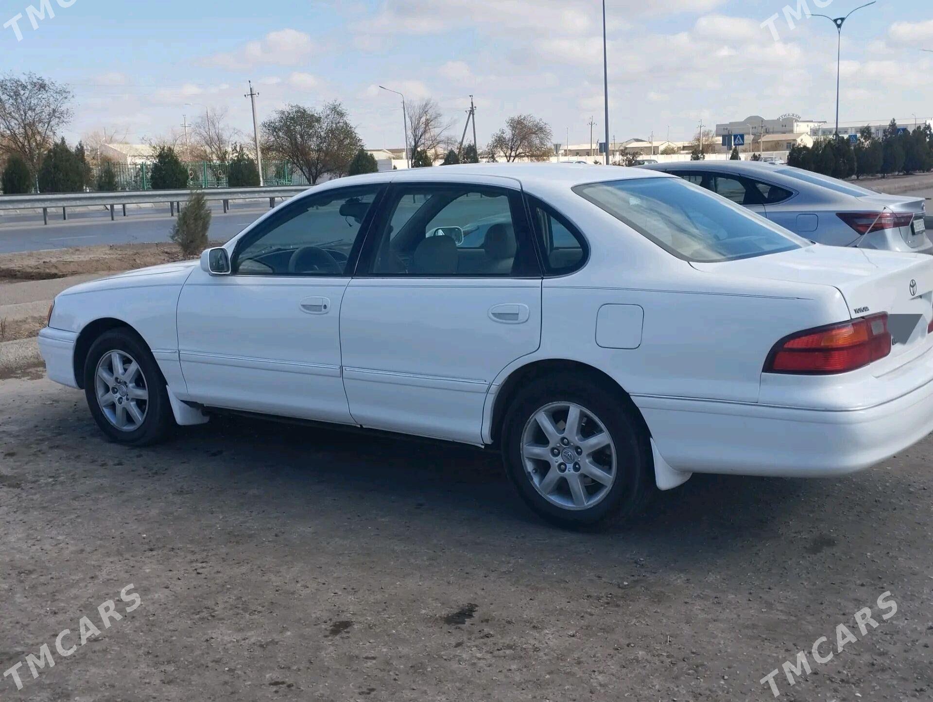 Toyota Avalon 1998 - 125 000 TMT - Gubadag - img 2