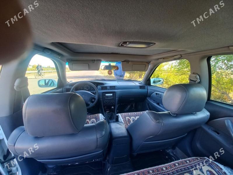 Toyota Camry 2001 - 169 000 TMT - Şabat etr. - img 6