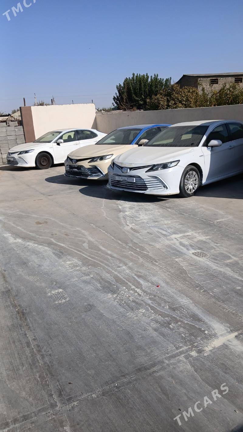 Toyota Camry 2021 - 220 000 TMT - Büzmeýin - img 2