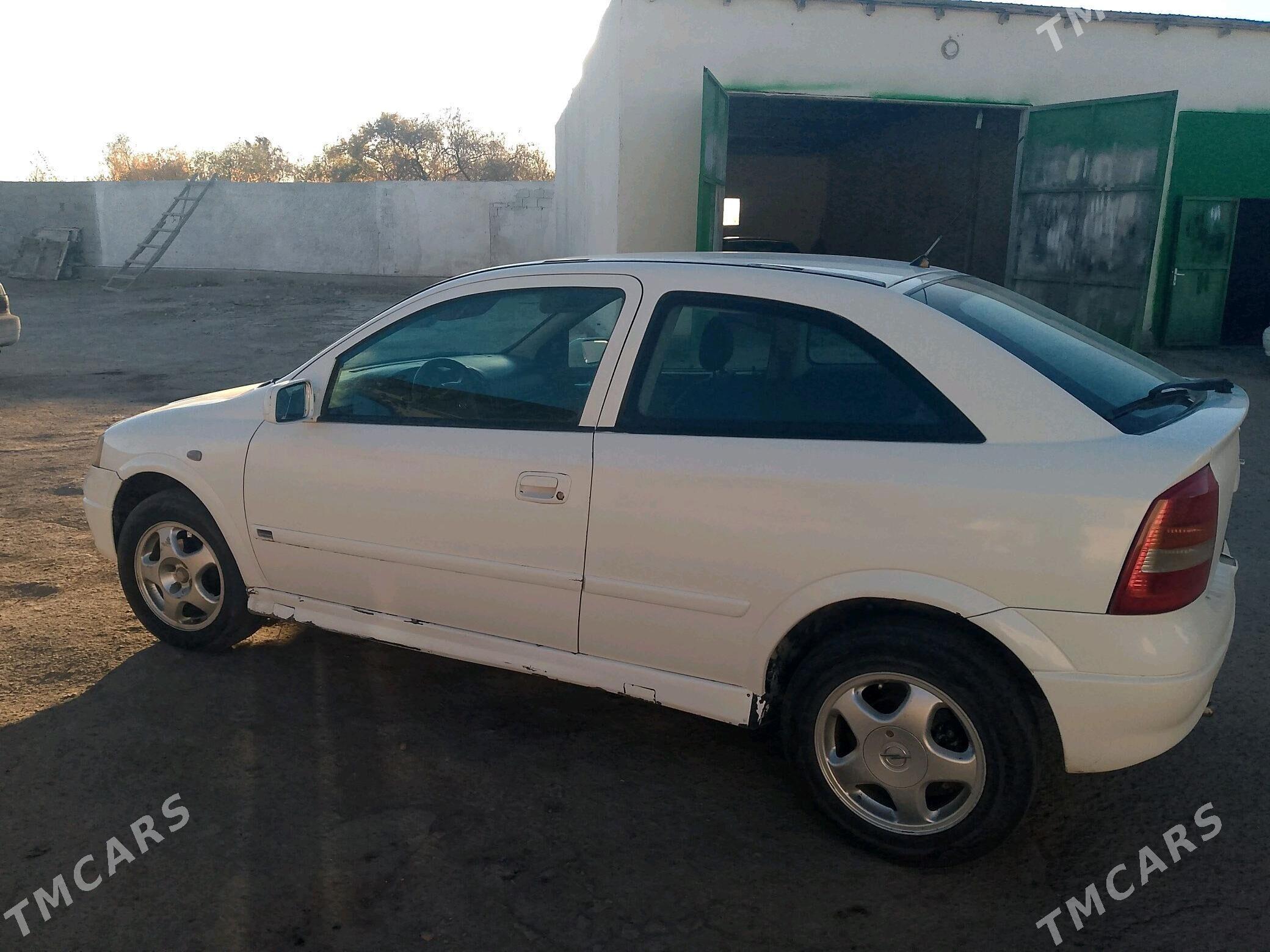 Opel Astra 2000 - 50 000 TMT - Акдепе - img 2