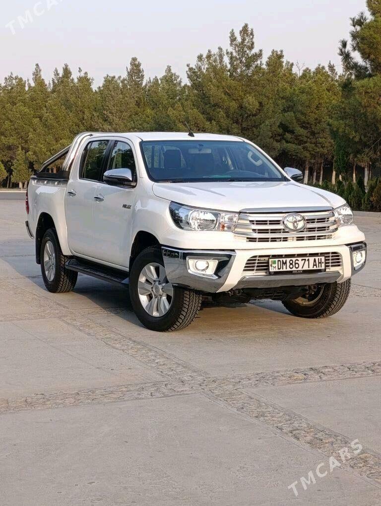 Toyota Hilux 2020 - 525 000 TMT - Гёкдепе - img 4