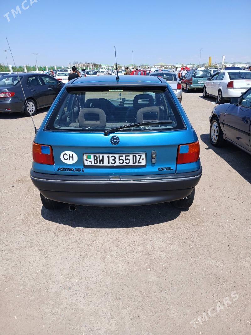 Opel Astra 1993 - 47 000 TMT - Дашогуз - img 3