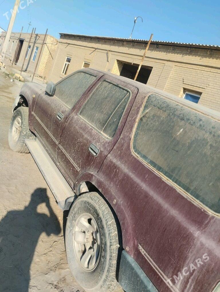 Toyota 4Runner 1995 - 65 000 TMT - Farap - img 2