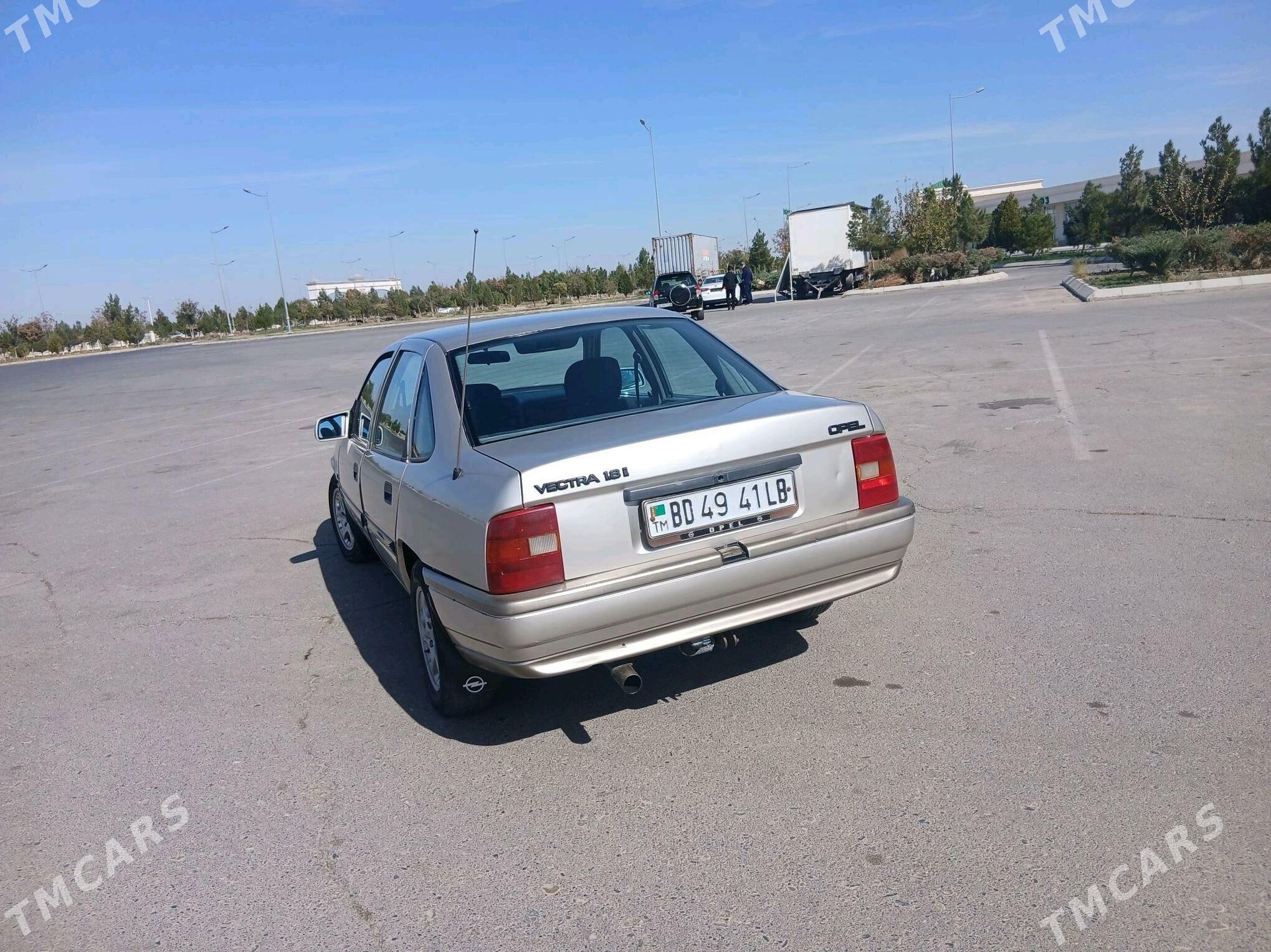 Opel Vectra 1992 - 40 000 TMT - Саят - img 3