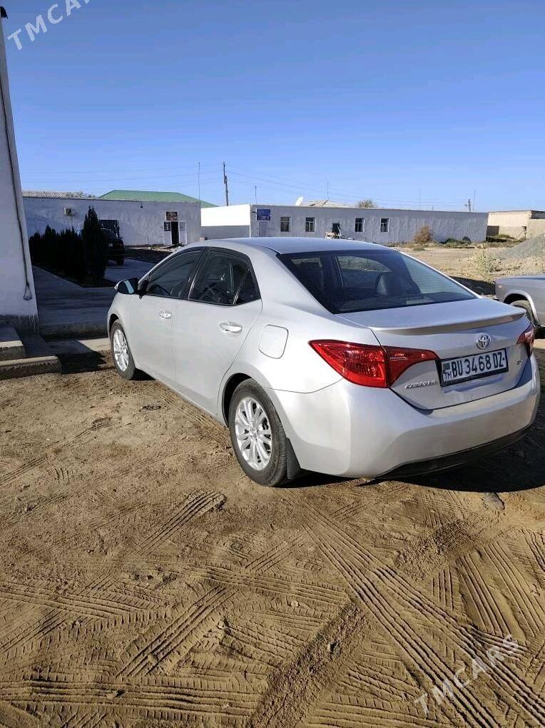 Toyota Corolla 2018 - 210 000 TMT - Гороглы (Тагта) - img 3