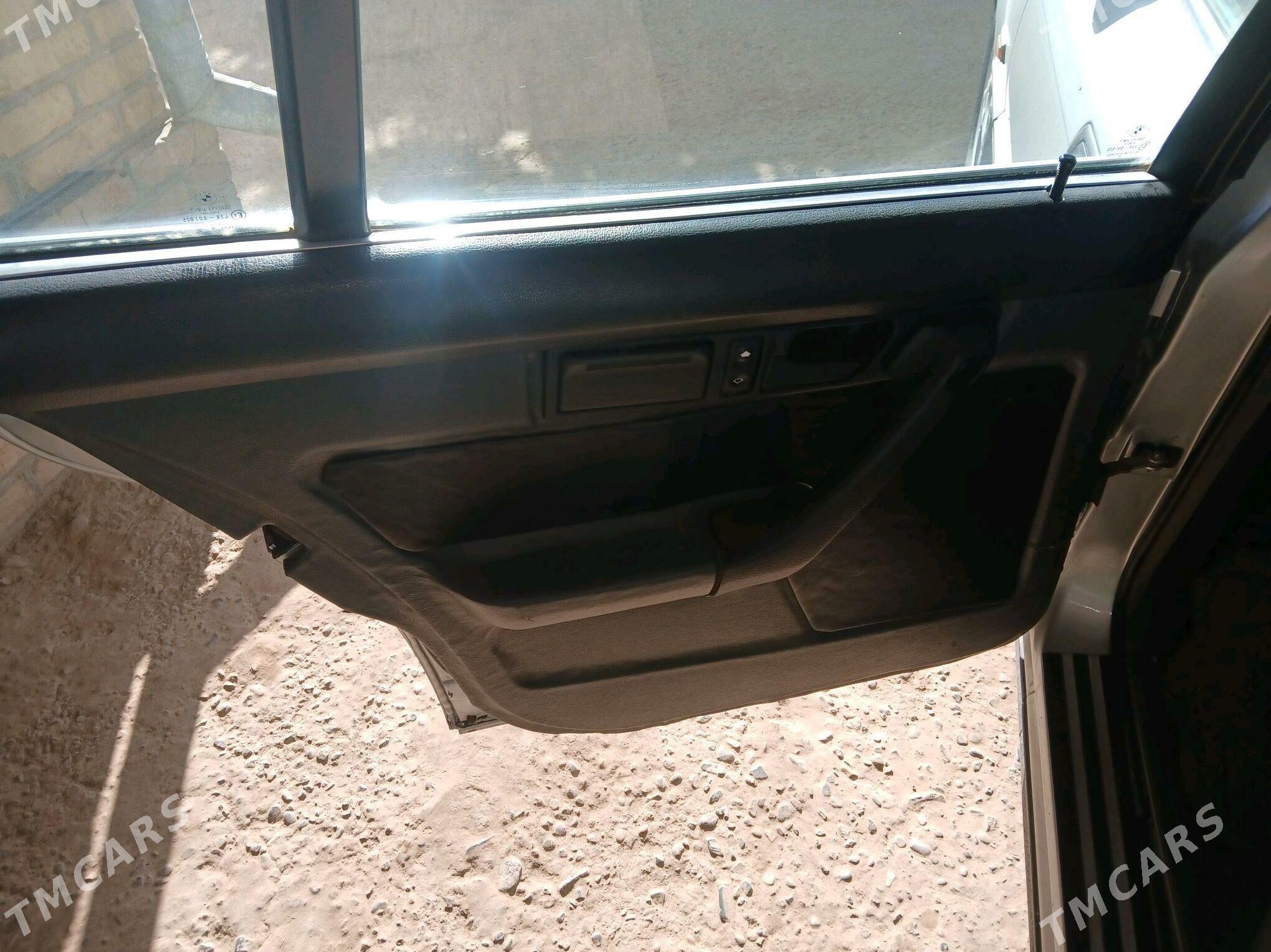 BMW 525 1989 - 45 000 TMT - Türkmengala - img 5