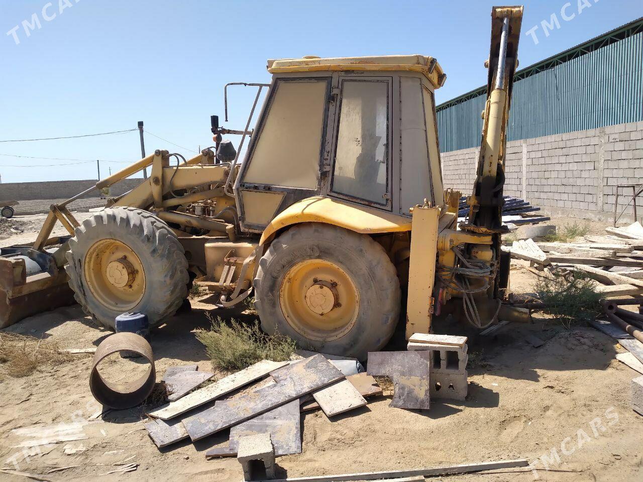 JCB 4CX ECO 1994 - 240 000 TMT - Hazar - img 5