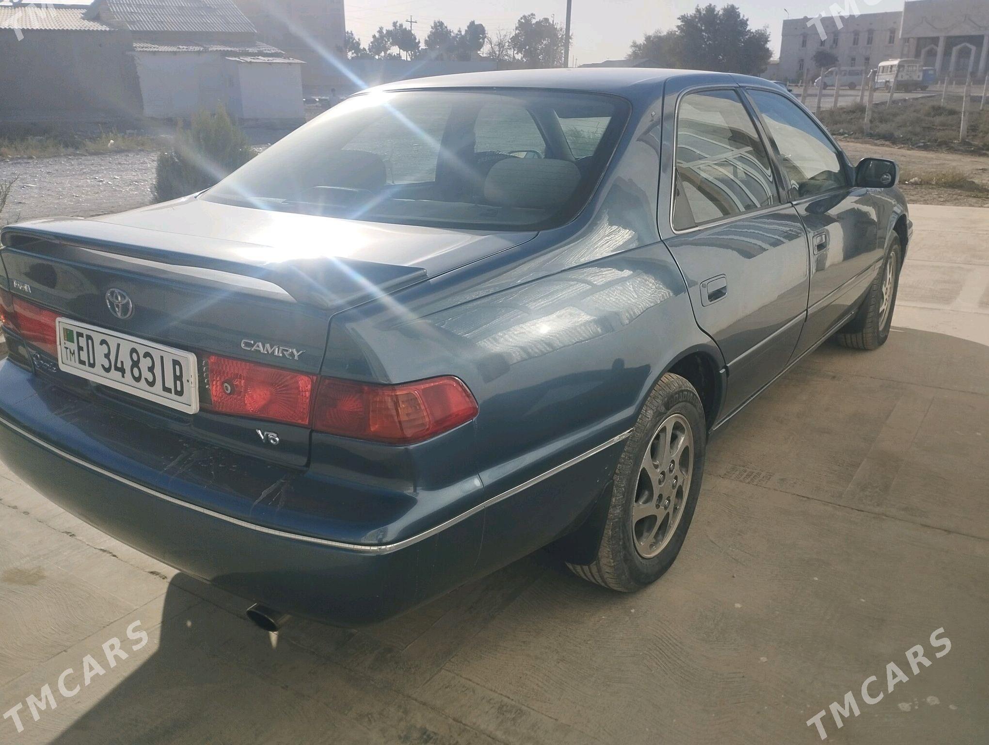 Toyota Camry 2000 - 136 000 TMT - Керки - img 5