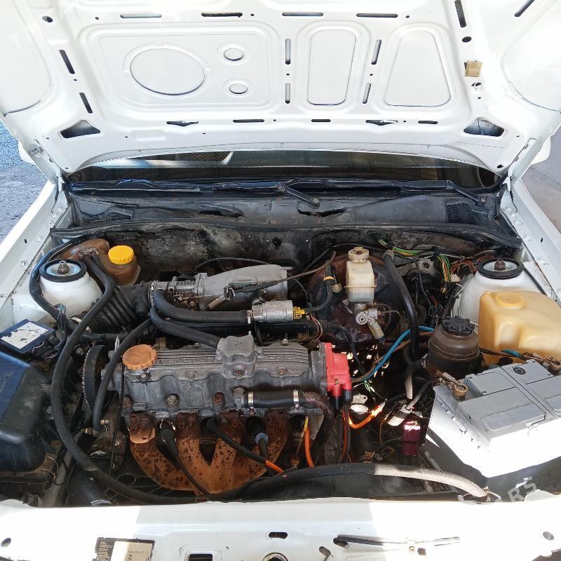 Opel Vectra 1989 - 46 000 TMT - Bäherden - img 1