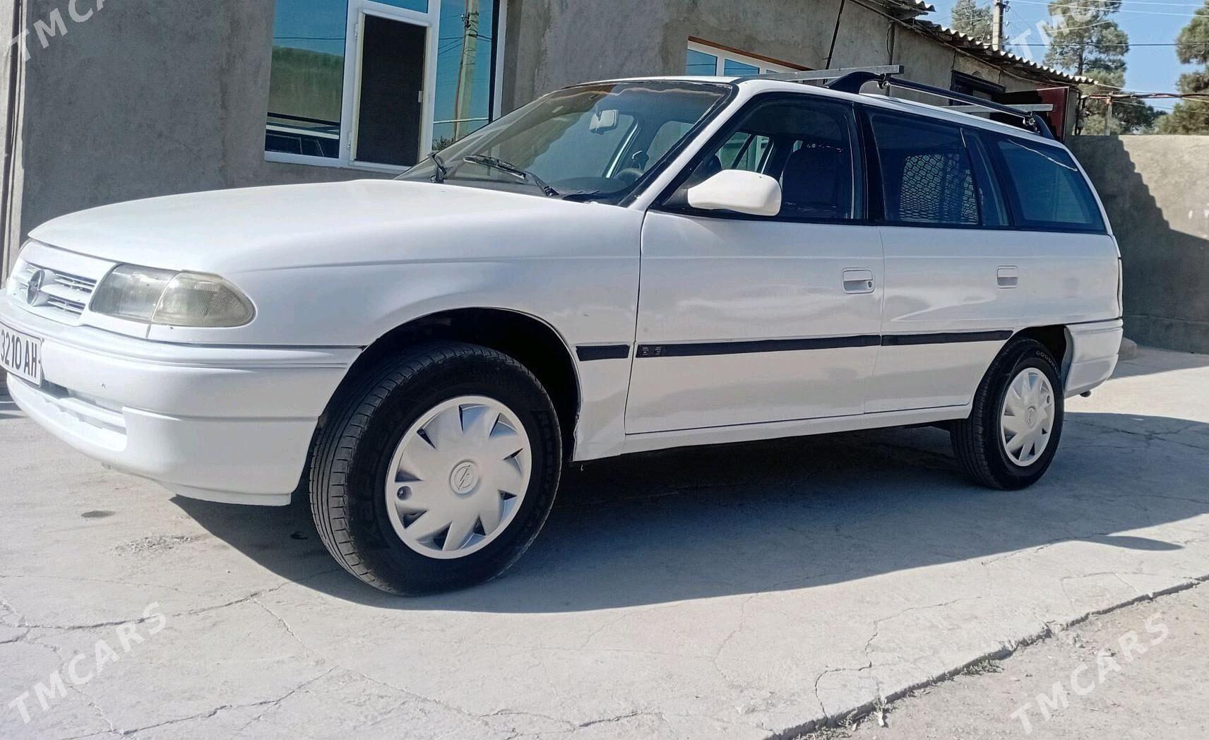 Opel Astra 1995 - 42 000 TMT - Бахарден - img 3