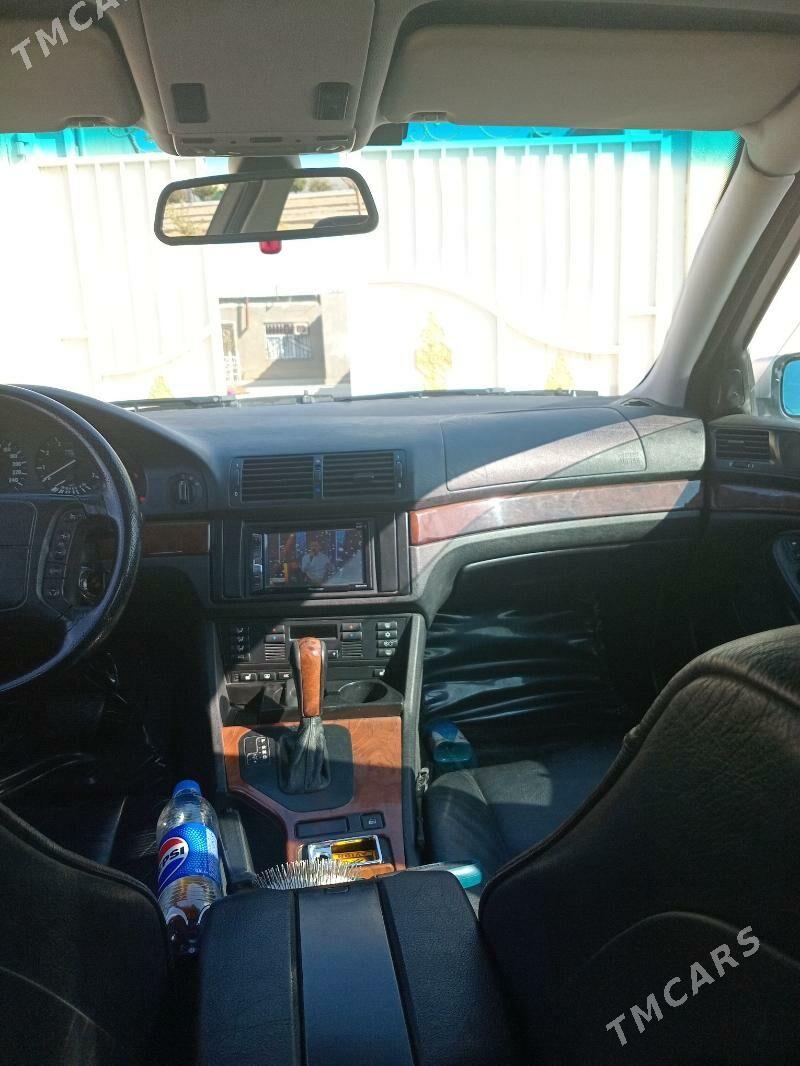 BMW 530 2003 - 130 000 TMT - Гызыларбат - img 2